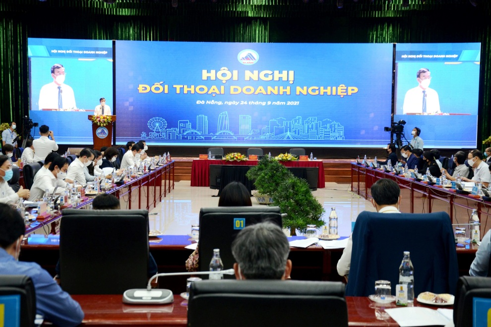 Đà Nẵng đối thoại với doanh nghiệp: Dự kiến mở cửa nhiều hoạt động từ 1/10 - 1