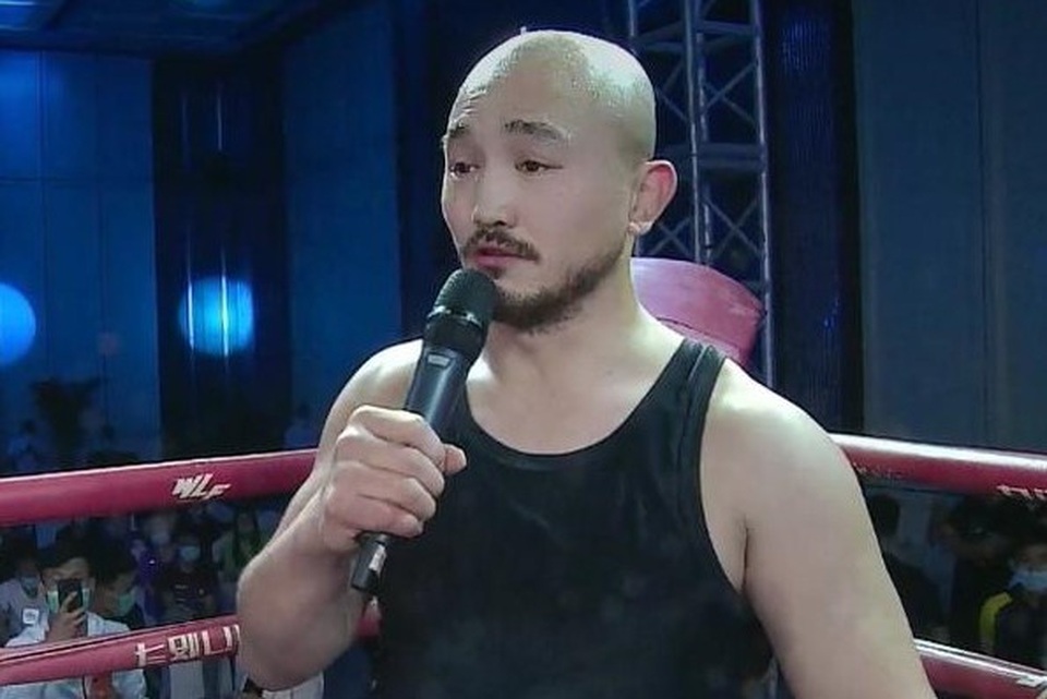 Nặng 100kg, Đệ nhất Thiếu Lâm vẫn là võ sĩ hay nhất Trung Quốc - 2 Nặng 100kg, Đệ nhất Thiếu Lâm vẫn là võ sĩ hay nhất Trung Quốc - 2