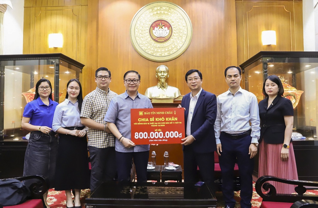 Bảo Tín Minh Châu ủng hộ 800 triệu đồng khắc phục hậu quả cơn bão số 11 - 1 Bảo Tín Minh Châu ủng hộ 800 triệu đồng khắc phục hậu quả cơn bão số 11 - 1