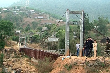 Khởi tố, bắt giam bị can thứ ba trong vụ sập cầu Chu Va 6