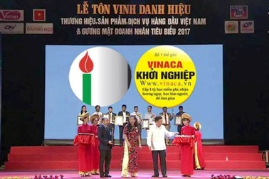 Doanh nghiệp, doanh nhân phải nộp “một khoản kinh phí” để đạt giải thưởng