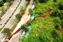 Quốc lộ 14 nứt toác: Đất ngậm nước như viên sủi, gây sạt trượt