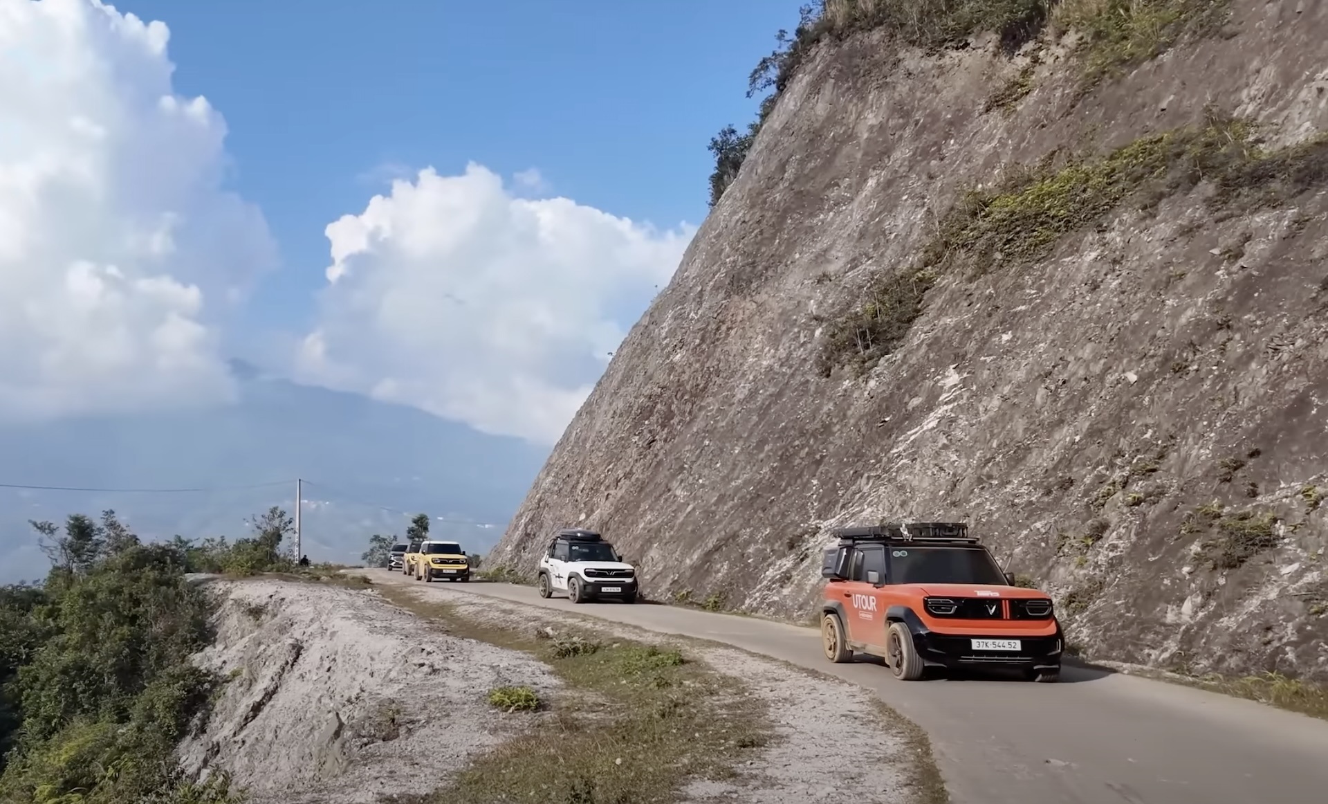 Conduzindo o VinFast VF 3 pelo Vietnã - 2 Lái VinFast VF 3 đi xuyên Việt - 2