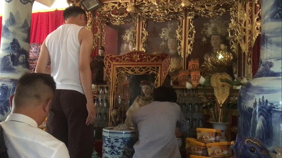 Hành trình đi tìm lại pho tượng bị đánh cắp trong ngôi chùa cổ - 3 Hành trình đi tìm lại pho tượng bị đánh cắp trong ngôi chùa cổ - 3