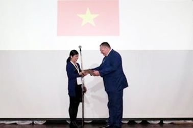 Giảng viên Việt Nam đạt 2 giải “Giáo viên nước ngoài dạy ngữ văn Nga xuất sắc”