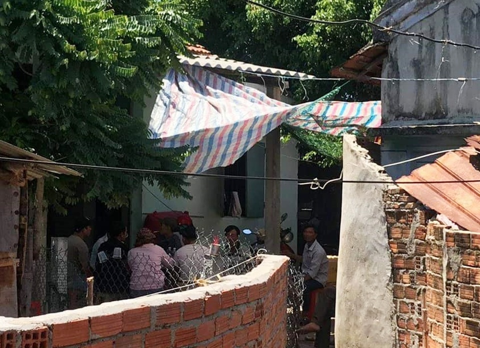 Khởi tố thanh niên 18 tuổi ra tay sát hại bé gái 13 tuổi - 3 Khởi tố thanh niên 18 tuổi ra tay sát hại bé gái 13 tuổi - 3