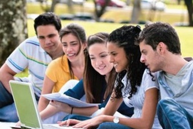 Mạng xã hội học tập của nam sinh 18 tuổi vào Chung khảo NTĐV 2013