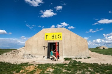 Giới siêu giàu tránh đại dịch: từ siêu máy bay đến các boongke ngầm