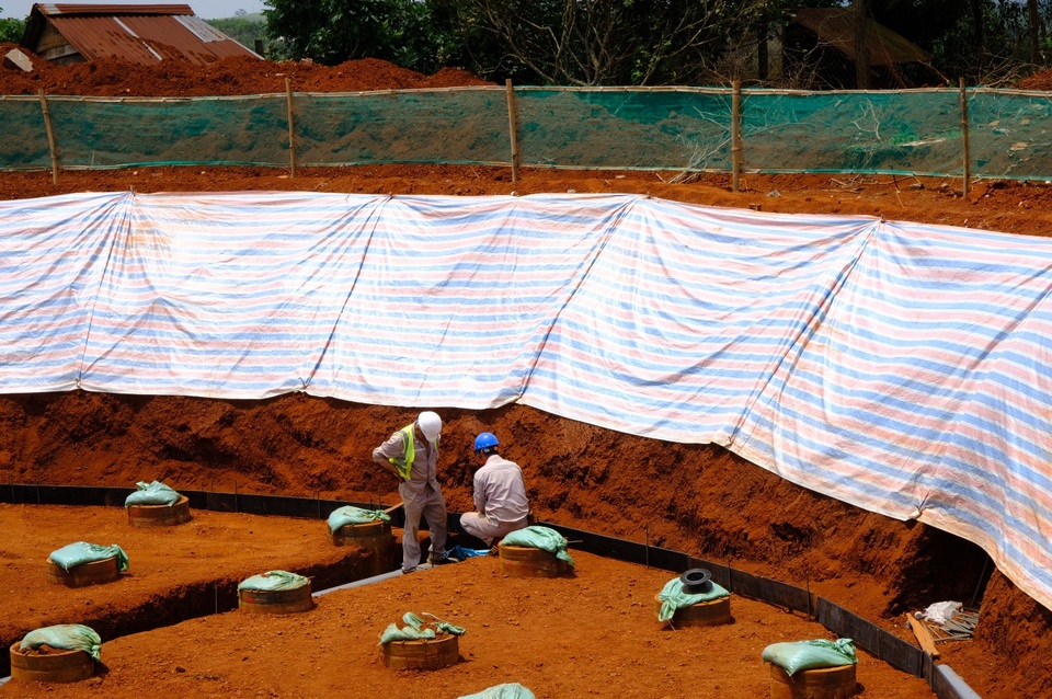 Đắk Nông: Hơn 100 lao động Trung Quốc chưa được cấp giấy phép làm việc - 1 Đắk Nông: Hơn 100 lao động Trung Quốc chưa được cấp giấy phép làm việc - 1