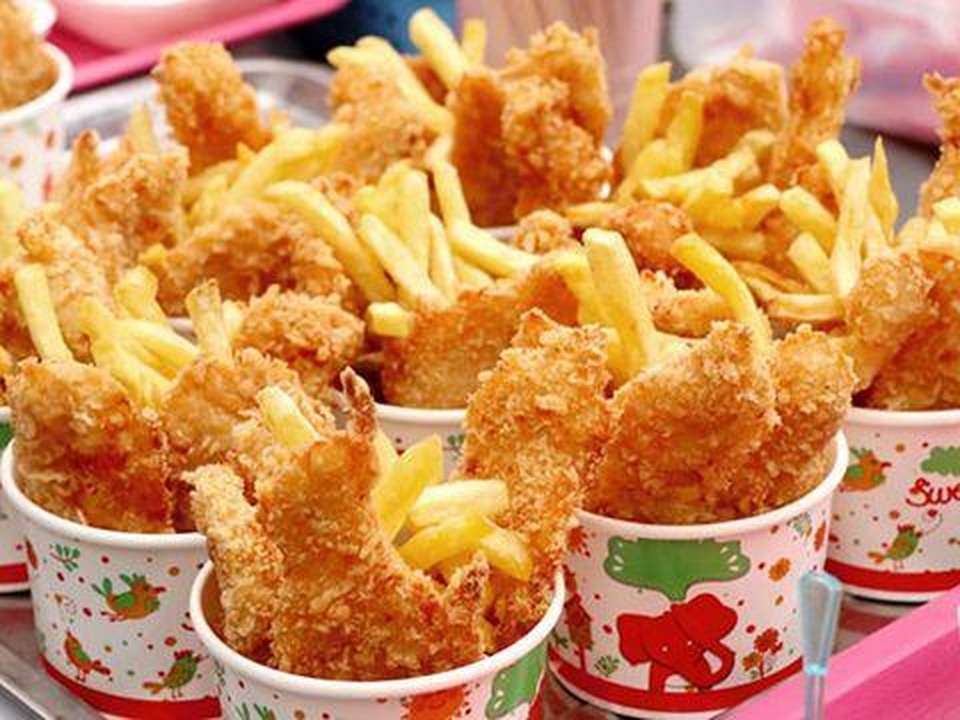 4 thói quen xấu khiến chứng tiểu rắt ở nam giới ngày càng trầm trọng và giải pháp hỗ trợ kiểm soát từ Ích Tiểu Vương - 3 4 thói quen xấu khiến chứng tiểu rắt ở nam giới ngày càng trầm trọng và giải pháp hỗ trợ kiểm soát từ Ích Tiểu Vương - 3