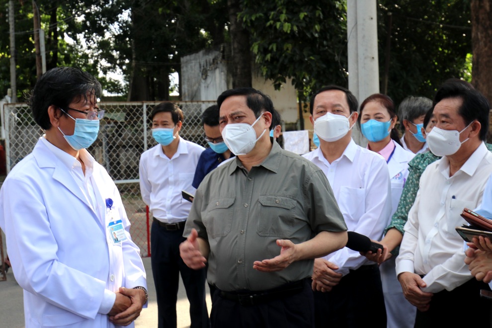 Thủ tướng kiểm tra công tác phòng, chống dịch Covid-19 tại Bình Dương - 1 Thủ tướng kiểm tra công tác phòng, chống dịch Covid-19 tại Bình Dương - 1
