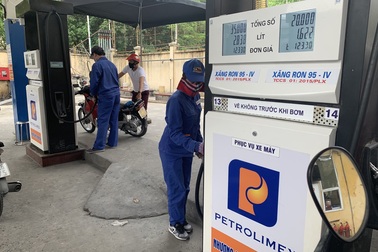 Giá xăng dầu sẽ được điều chỉnh tăng, giảm ra sao vào ngày mai?