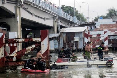 Nghi án kẻ cướp nhảy xuống kênh trốn rồi mất tích