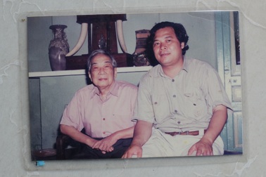 “Còn tình yêu ở lại” với nhà thơ Nguyễn Đình Chiến