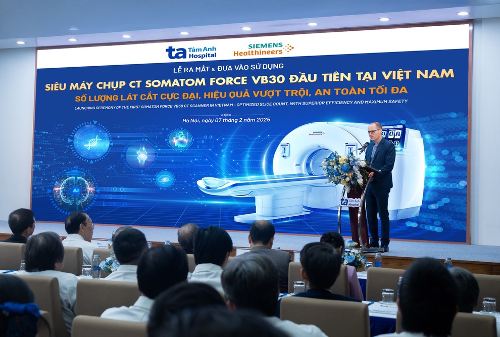 Lần đầu tiên Việt Nam có máy chụp CT hơn 100.000 lát cắt - 3 Lần đầu tiên Việt Nam có máy chụp CT hơn 100.000 lát cắt - 3