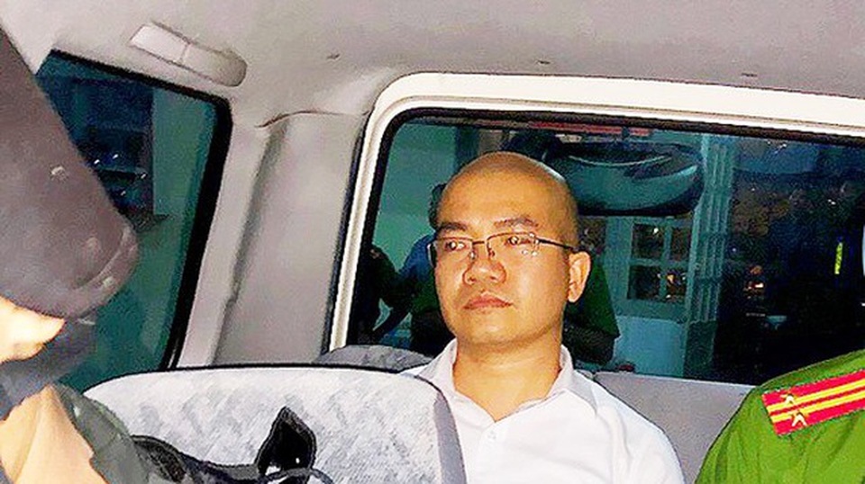 Bắt tạm giam 13 người trong vụ án Công ty Alibaba lừa bán dự án ma - 1 Bắt tạm giam 13 người trong vụ án Công ty Alibaba lừa bán dự án ma - 1