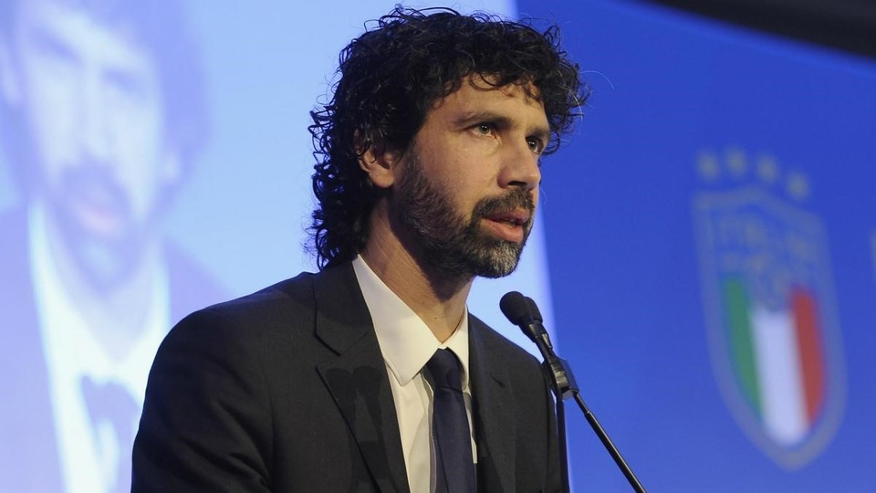 Chủ tịch Hiệp hội cầu thủ nhà nghề Italia kêu gọi huỷ kết quả Serie A - 1 Chủ tịch Hiệp hội cầu thủ nhà nghề Italia kêu gọi huỷ kết quả Serie A - 1