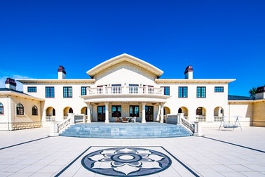 Dân Trung Quốc “đổ xô” đầu tư xây dinh thự tại Canada, kiếm lãi “khủng”