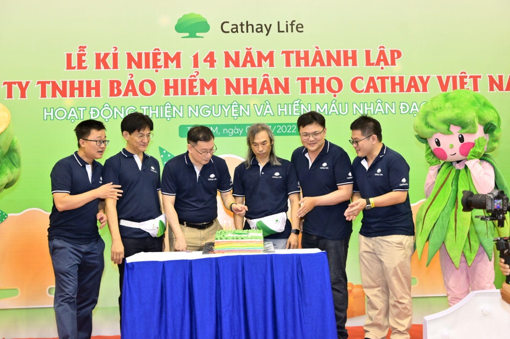 Cathay Việt Nam kỷ niệm 14 năm hoạt động tại Việt Nam - 2 Cathay Việt Nam kỷ niệm 14 năm hoạt động tại Việt Nam - 2