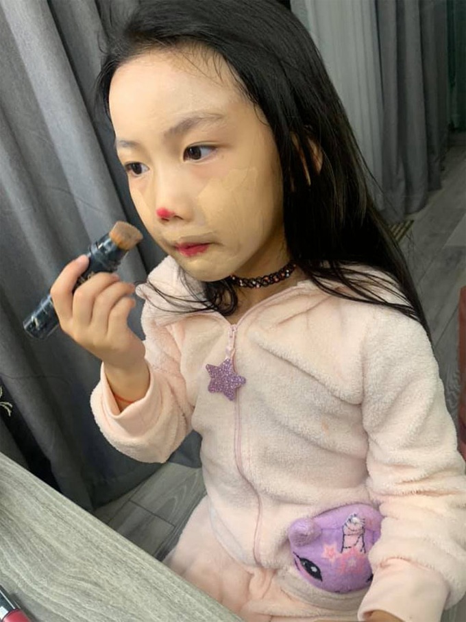 Ốc Thanh Vân bận đi làm nhưng vẫn khiến con răm rắp làm theo mọi việc chỉ nhờ lời nhắn trên giấy - Ảnh 4. Ốc Thanh Vân bận đi làm nhưng vẫn khiến con răm rắp làm theo mọi việc chỉ nhờ lời nhắn trên giấy - Ảnh 4.