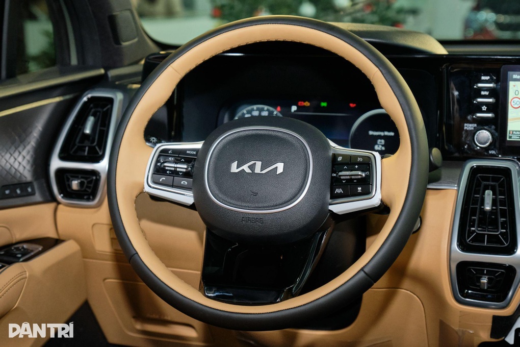 Ngoài ăn xăng như ngửi, Kia Sorento PHEV có gì khi đắt gần bằng GLC 200 - 15 Ngoài ăn xăng như ngửi, Kia Sorento PHEV có gì khi đắt gần bằng GLC 200 - 15