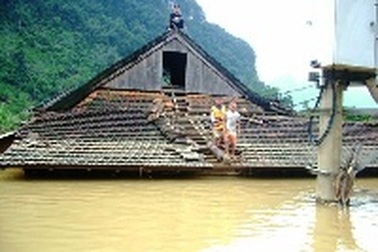 “Rốn lũ” Tân Hóa chuẩn bị “vũ khí” đón lũ