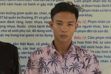 Chủ  quán karaoke nhốt nữ nhân viên, dùng còng số 8 để “dạy dỗ”