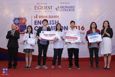 Học sinh Trung học giỏi kỹ năng Nghe & Đọc hơn Nói & Viết