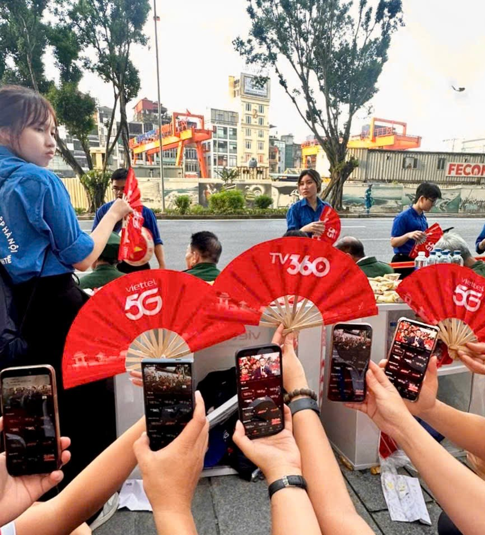 2-3 सितंबर को परेड, मार्च और कार्यक्रमों की श्रृंखला के लिए विएटेल का 5G नेटवर्क सुचारू रूप से संचालित होगा 5G Viettel thông suốt phục vụ lễ diễu binh, diễu hành và chuỗi sự kiện 2/9 - 3