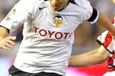 Pablo Aimar bất ngờ rời bỏ Valencia 
