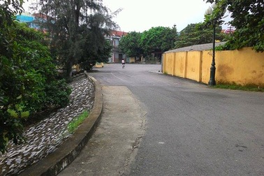 Hoang mang vì kẻ “biến thái” gây ra hàng loạt vụ tạt axít vào người đi đường