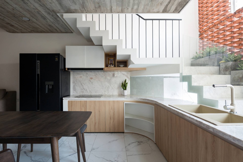 Nhà có mặt tiền đặc rỗng lạ lùng khiến ai đi qua cũng tò mò ở Bình Dương - 5