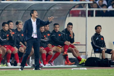 HLV Hữu Thắng hóa giải mối bất hòa giữa bầu Đức và Hoàng Anh Tuấn?