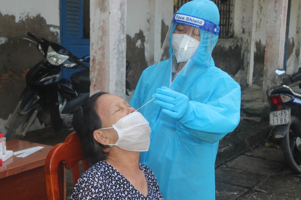 Bạc Liêu siết tầm soát, truy vết khẩn ca Covid-19 ngoài cộng đồng - 3 Bạc Liêu siết tầm soát, truy vết khẩn ca Covid-19 ngoài cộng đồng - 3