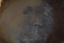 Xuất hiện hàng trăm hố sụt khổng lồ như "nuốt chửng" con người