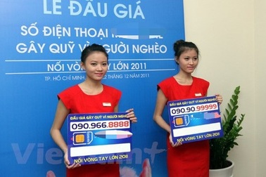 Tranh luận "nóng" việc giao doanh nghiệp viễn thông đấu giá sim số đẹp