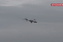 Tiêm kích Su-27SM quần thảo bầu trời, bảo vệ không phận bán đảo Crimea