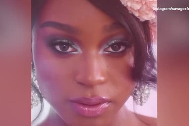 Nữ ca sĩ Normani xuất hiện trong một clip quảng cáo thời trang