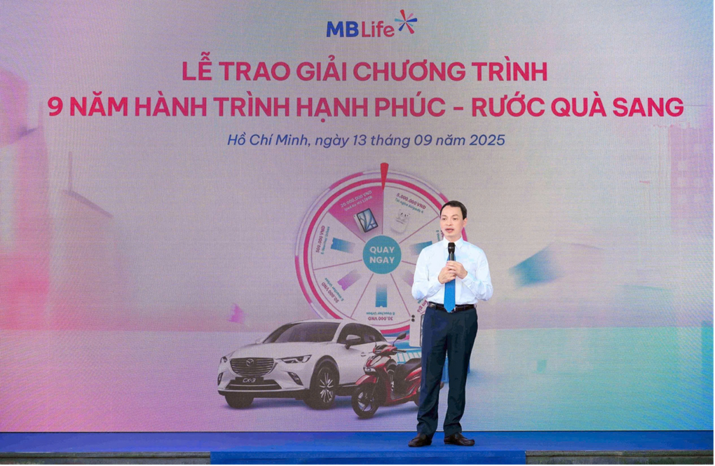 Bảo hiểm MB Life trao thưởng ô tô cho khách hàng quay số may mắn đợt 1