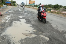 Người dân mong quốc lộ 62 ở Tây Ninh sớm được cải tạo