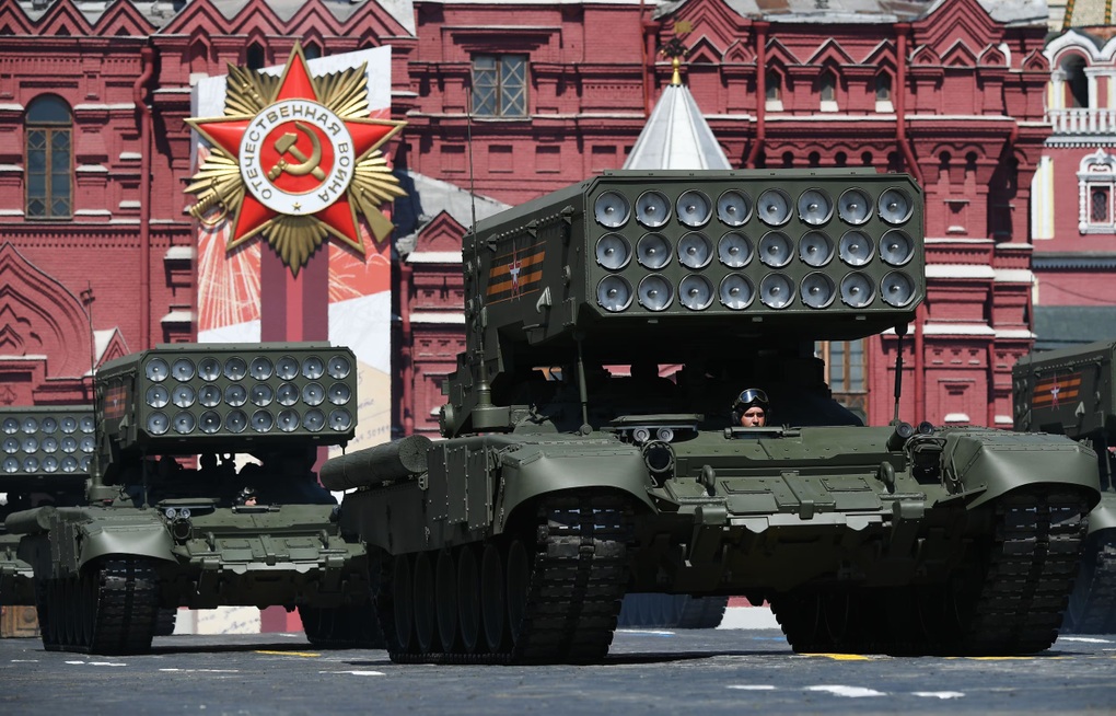 Nga tuyên bố hạ 300 binh sĩ Ukraine bằng bom chân không, Kiev bác bỏ - 1 Nga tuyên bố hạ 300 binh sĩ Ukraine bằng bom chân không, Kiev bác bỏ - 1