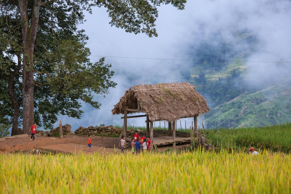 Y Tý đẹp mê li cả 4 mùa: Vùng đất khiến du khách trở lại mười lần chưa chán - 11 Y Tý đẹp mê li cả 4 mùa: Vùng đất khiến du khách trở lại mười lần chưa chán - 11