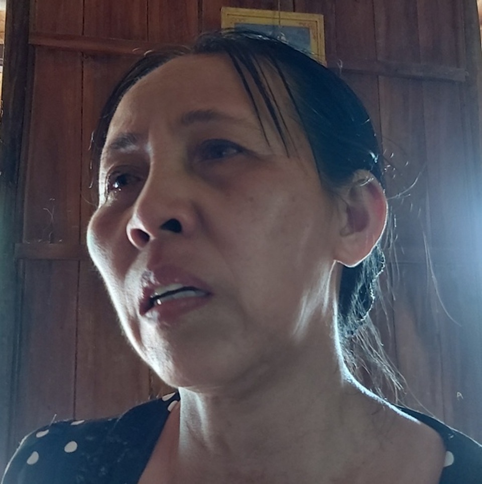 Thương người phụ nữ bất lực nhìn chồng, con nằm liệt giường chờ chết - 5 Thương người phụ nữ bất lực nhìn chồng, con nằm liệt giường chờ chết - 5