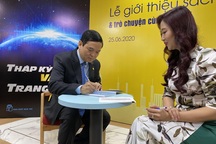 Ra mắt sách “Thập kỷ vàng -Trang sử mới và giao lưu với tác giả Lê Viết Hải