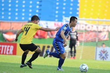Báo chí châu Á sửng sốt với siêu phẩm của cầu thủ B.Bình Dương tại AFC Cup