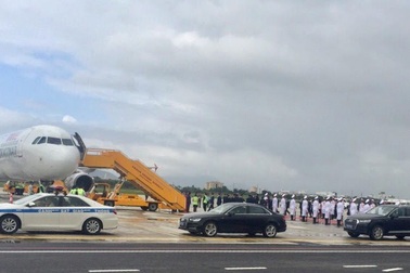 Sân bay Đà Nẵng nhộn nhịp các chuyến chuyên cơ về dự APEC