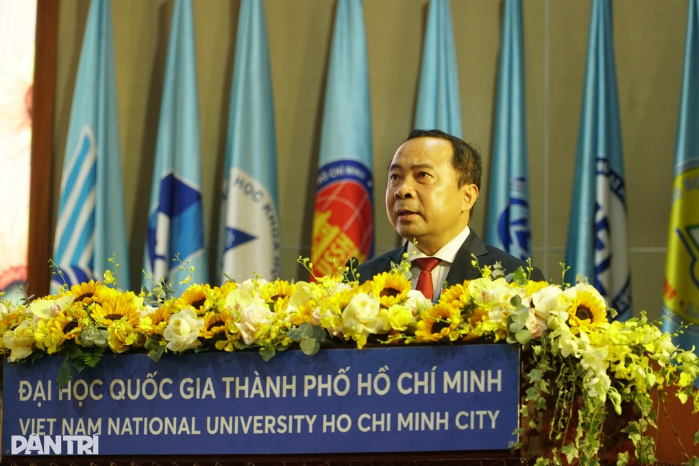 Bí thư Nguyễn Văn Nên dự Đại hội Đảng bộ Đại học Quốc gia TPHCM - 3 Bí thư Nguyễn Văn Nên dự Đại hội Đảng bộ Đại học Quốc gia TPHCM - 3