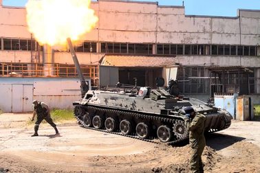 Pháo tự hành uy lực nhất của Nga bị phá hủy ở miền Đông Ukraine