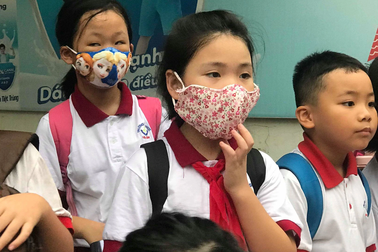 Vụ cháy Công ty bóng đèn phích nước Rạng Đông: Hơn 300 học sinh nghỉ học