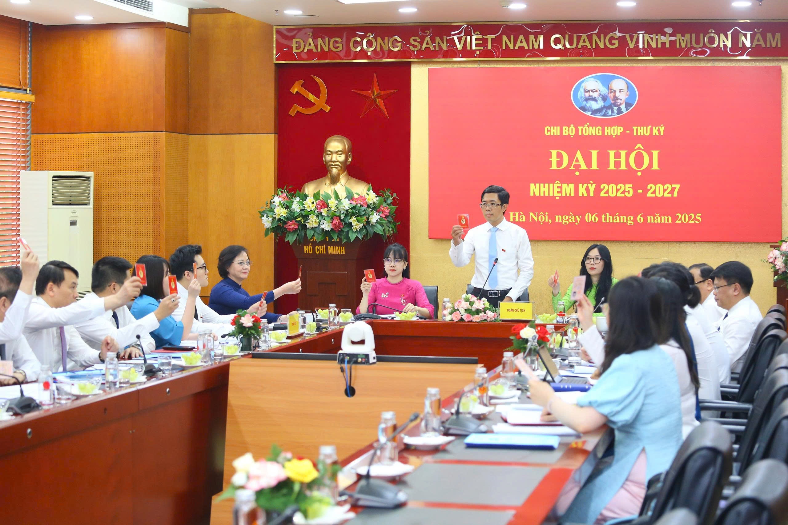 Lực lượng nòng cốt trong công tác tham mưu của Bộ Nội vụ